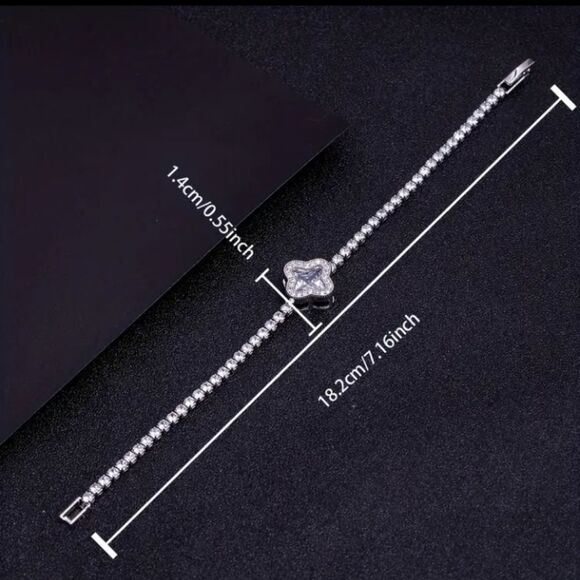 Silver Diamond Clover Bracelet - Picture 4 of 7